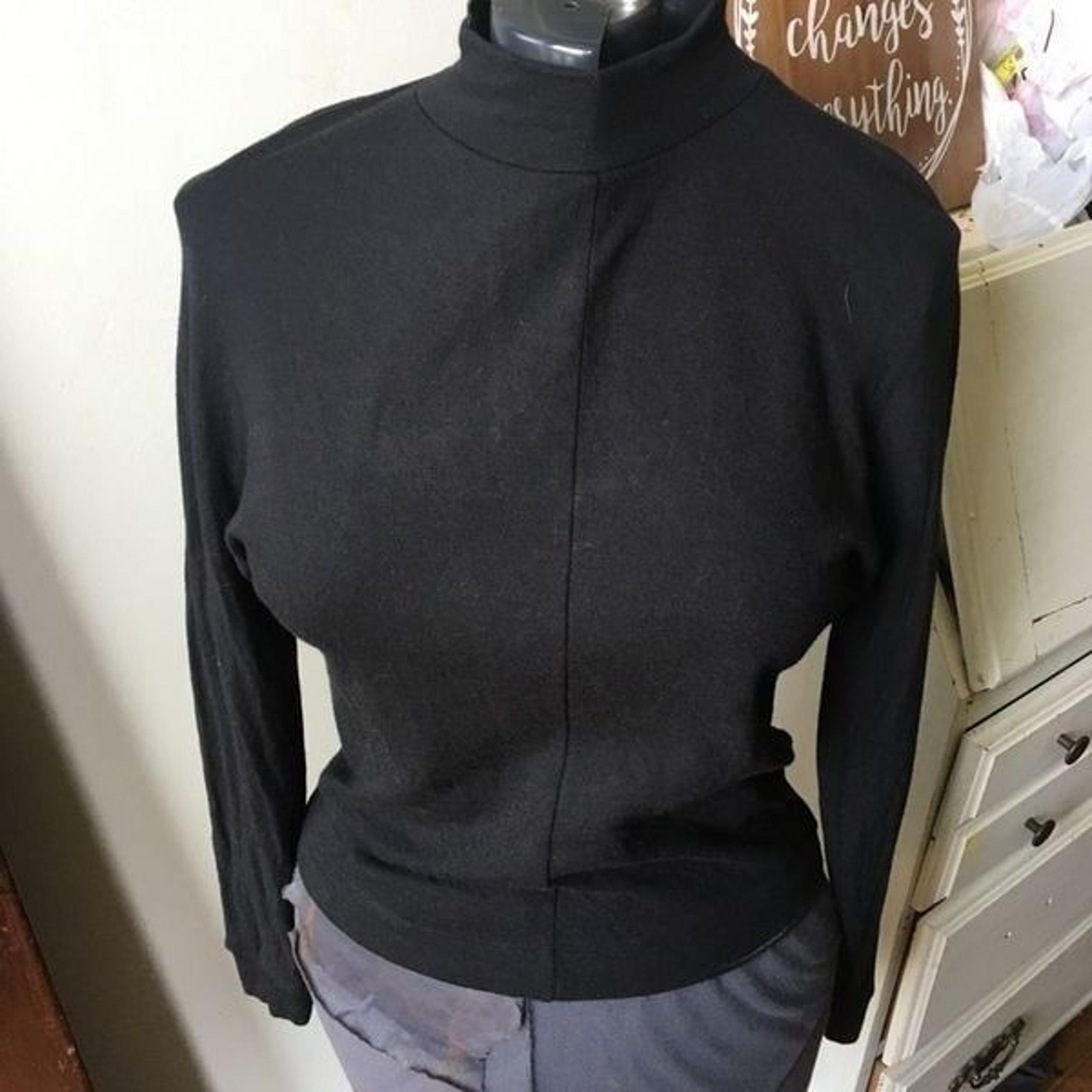 Madewell XS black minimalist elevated basic mock turtleneck