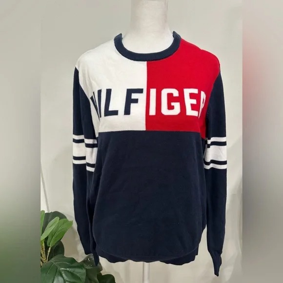 Tommy Hilfiger Size S. Men’s Bedford Color blocked Logo Sweater. NWT