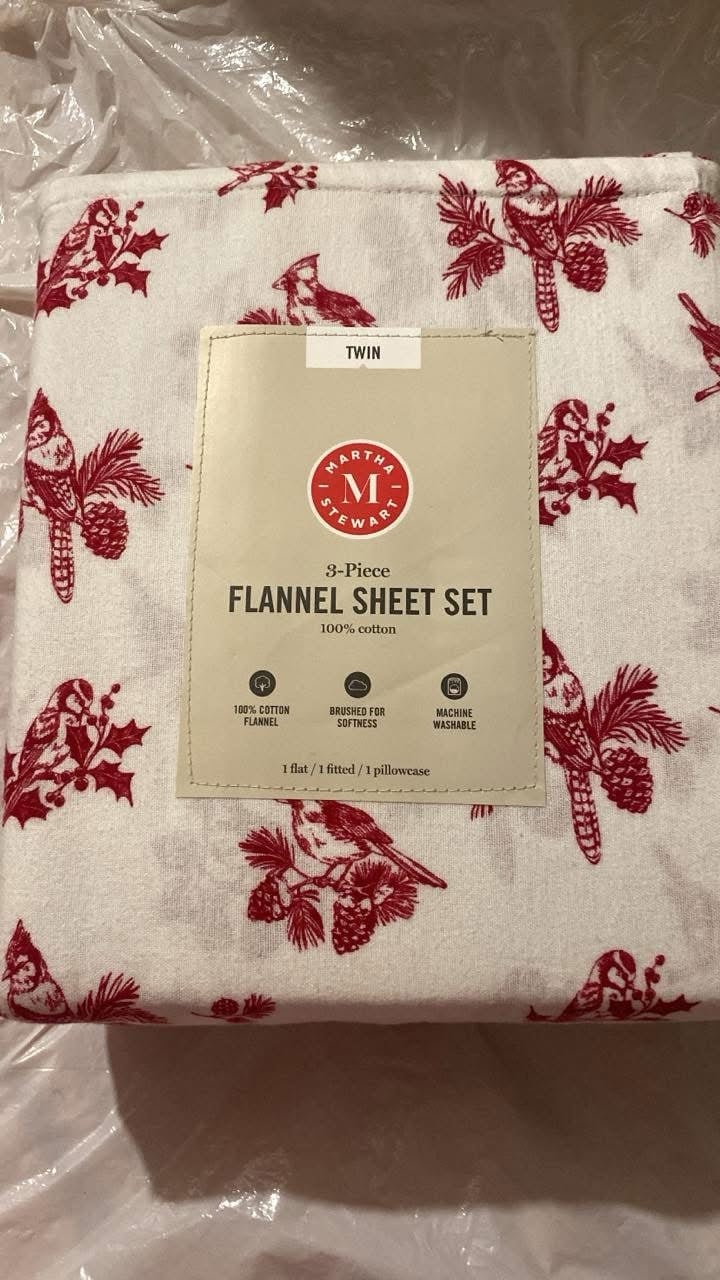 Martha Stewart twin sheets set -New
