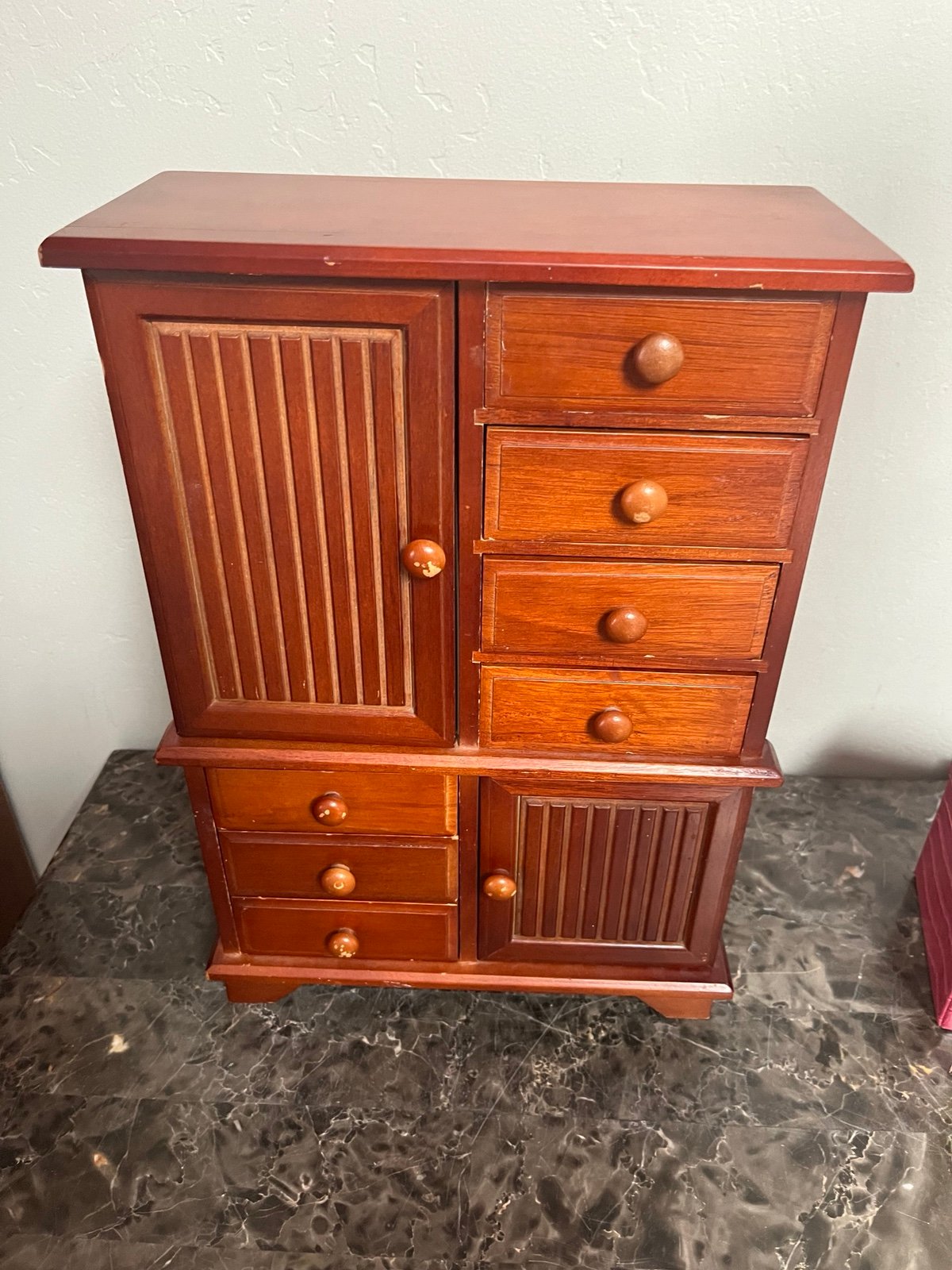 Vintage jewelry box