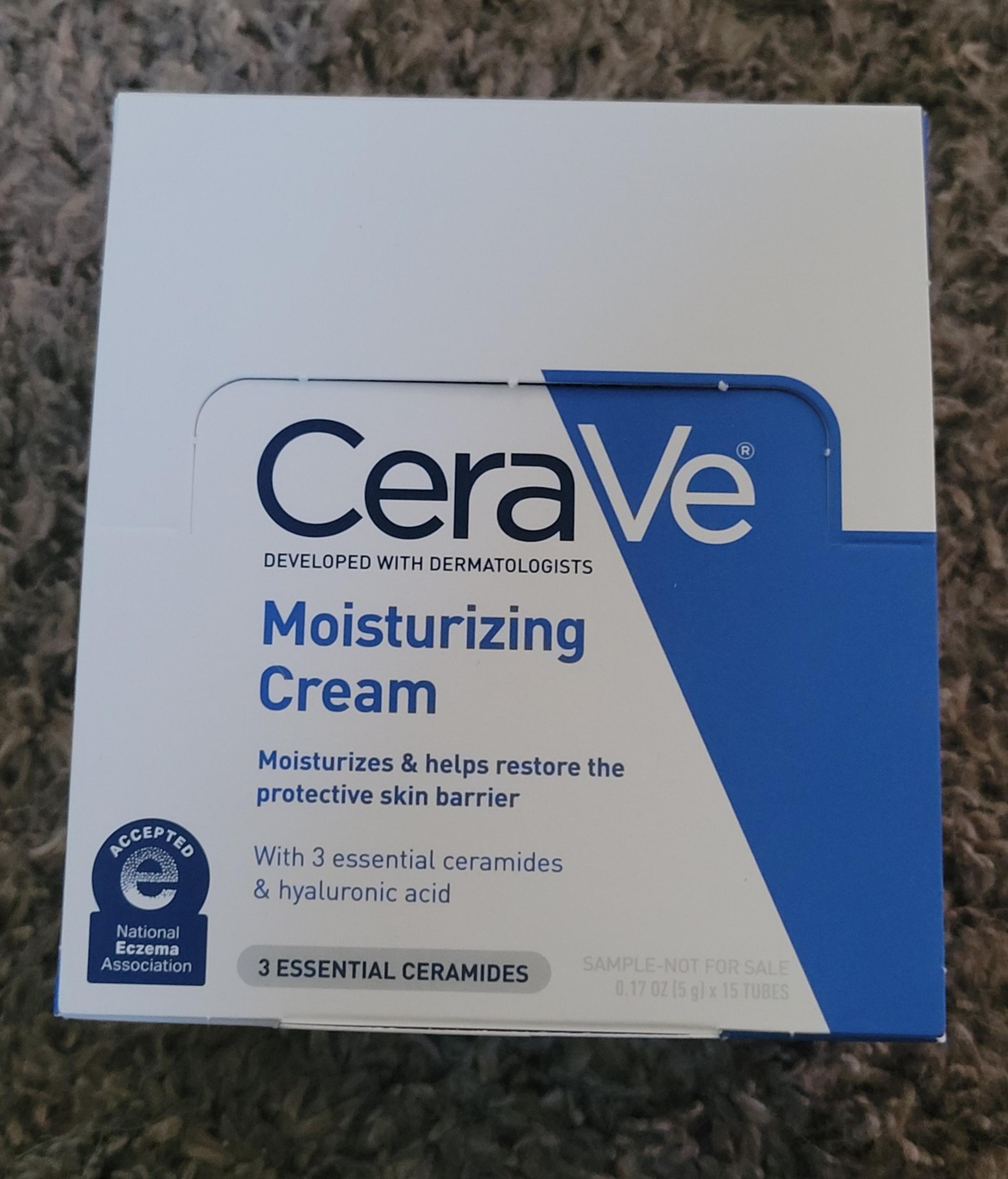 CeraVe Moisturizing Cream Box of 15