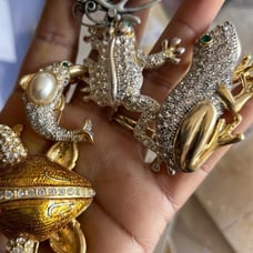 6 Cute Vintage Rhinestone brooch