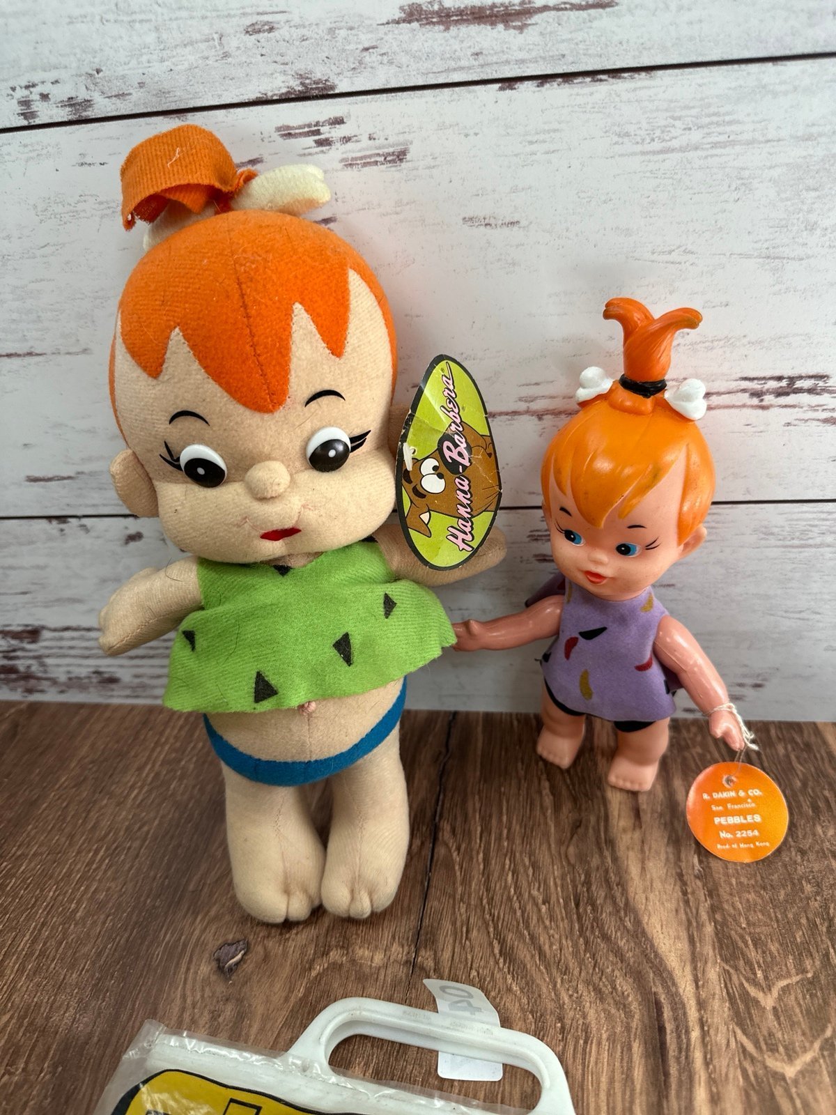 Vintage HTF PEbbles small and dakin