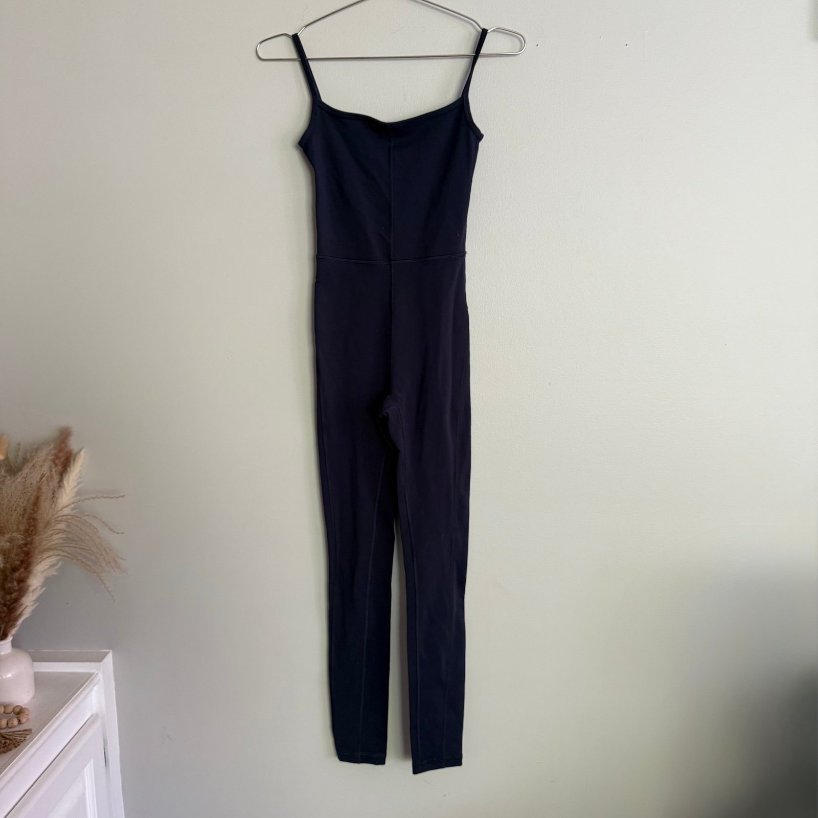 Aritzia Wilfred Free Divinity Jumpsuit in navy blue