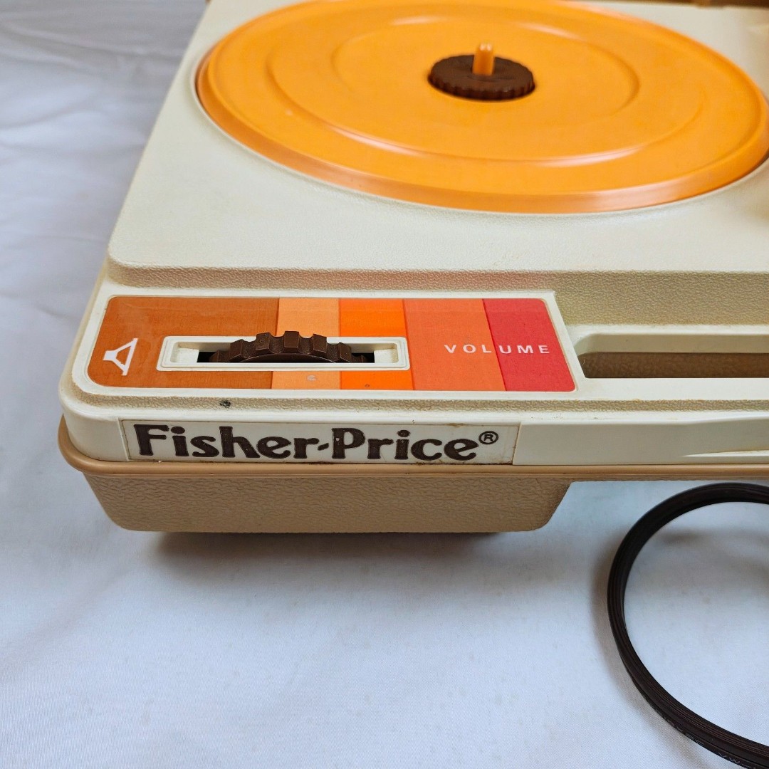 Vintage 1978 Fisher-Price Record Player Portable Phonograph #825 WORKS!! 33 & 45