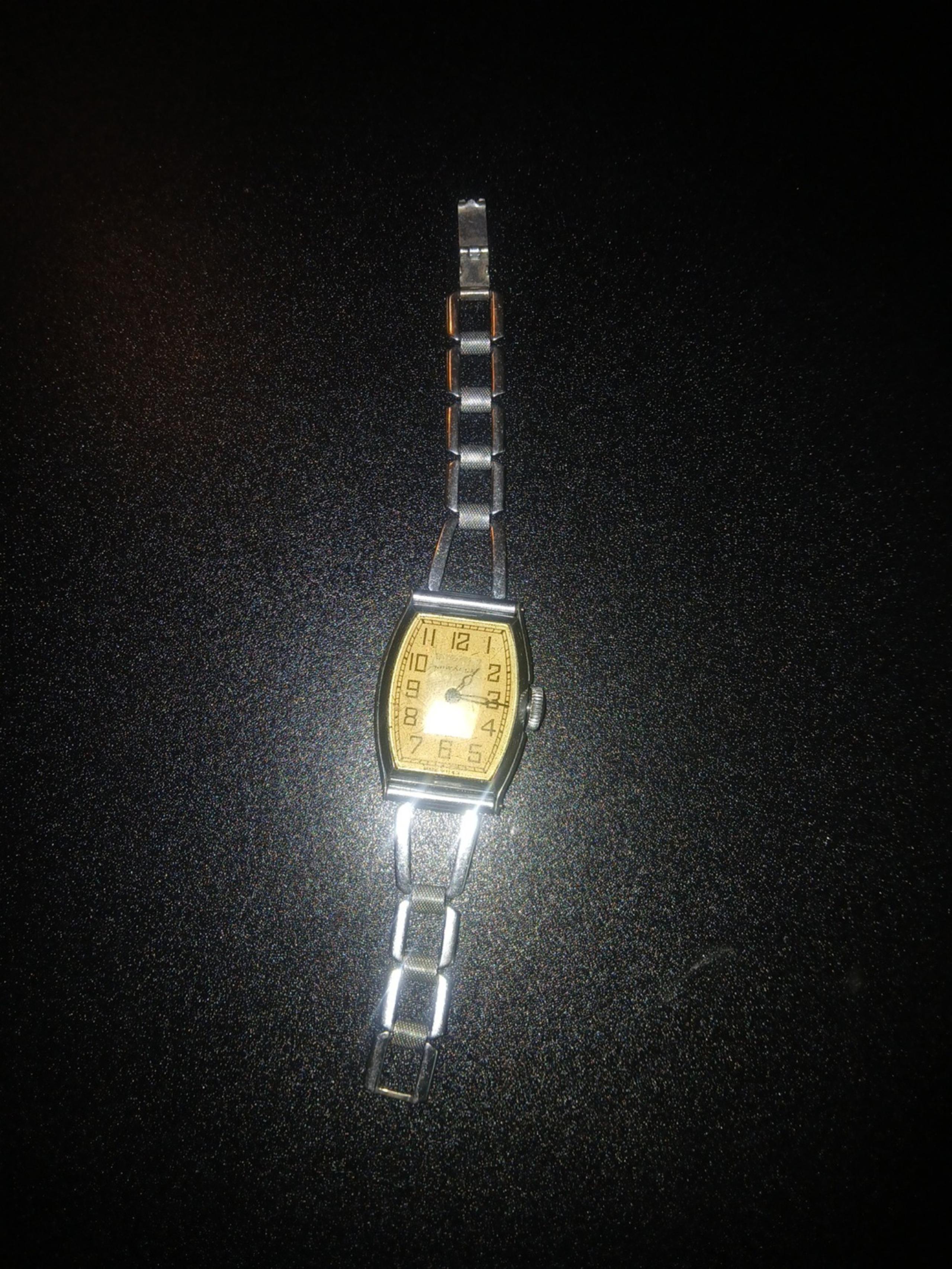 New Haven Elite Red Number WWII Pilot's Antiqur Wristwatch