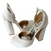 Badgley Mischka Felixa Women's White Satin Pearl Platform Heel Pump Size 5.5