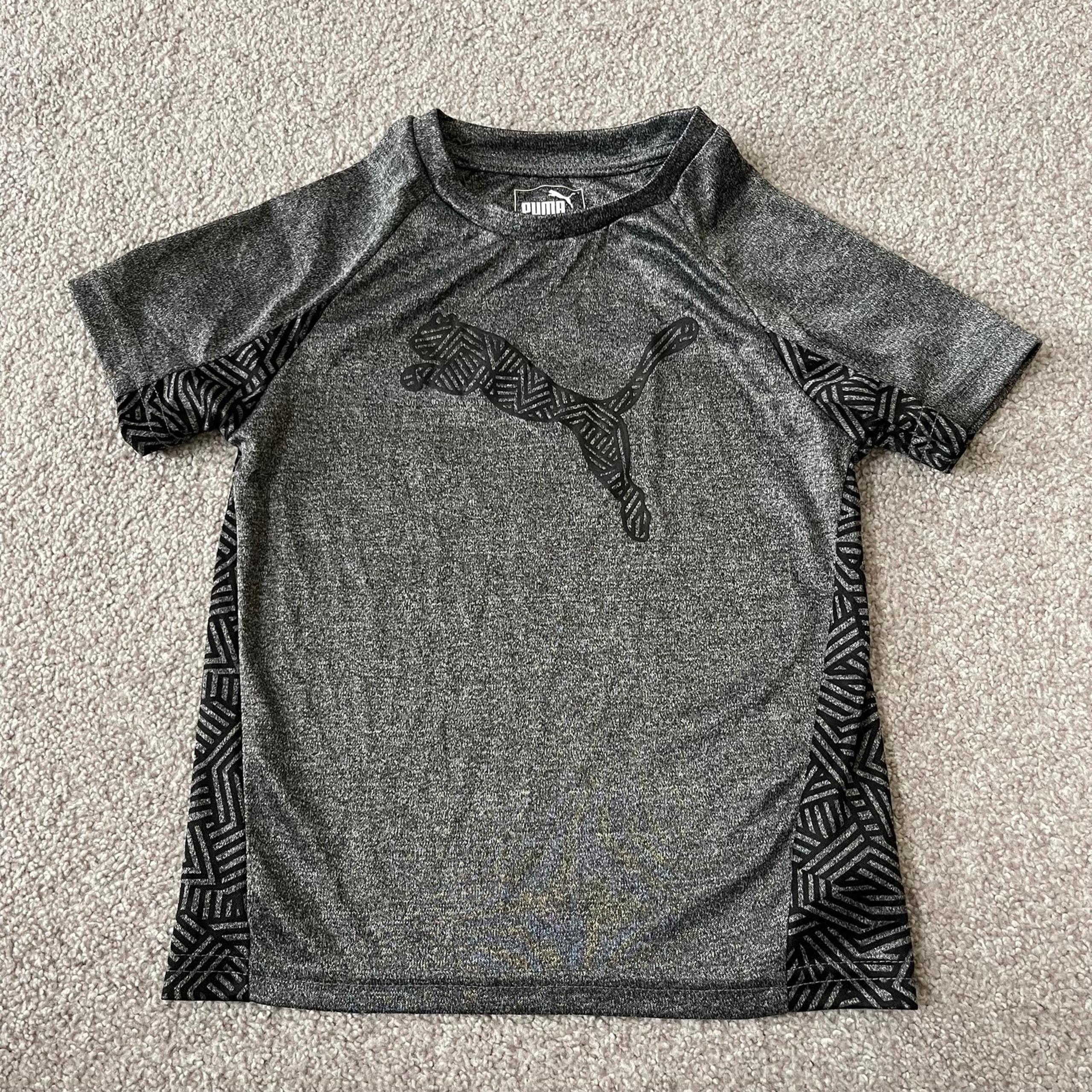 Puma tshirt gray and black size 3T