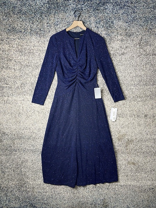 Maggy London Keyhole Neck Long Sleeve Cocktail Dress in Navy Size Dress 10