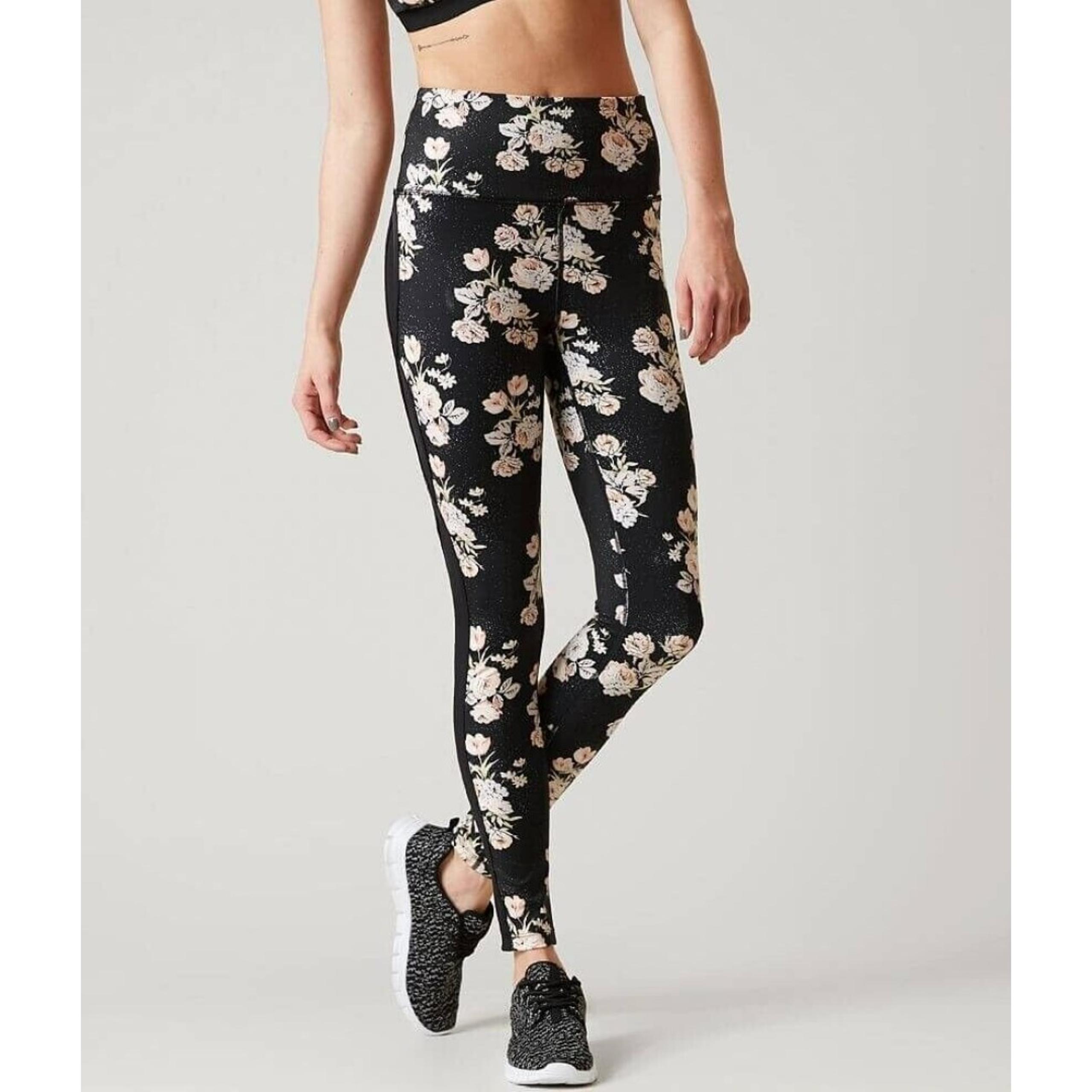 Free People Movement Floral Dark Leggings Womens Small Floral Workout Athletic