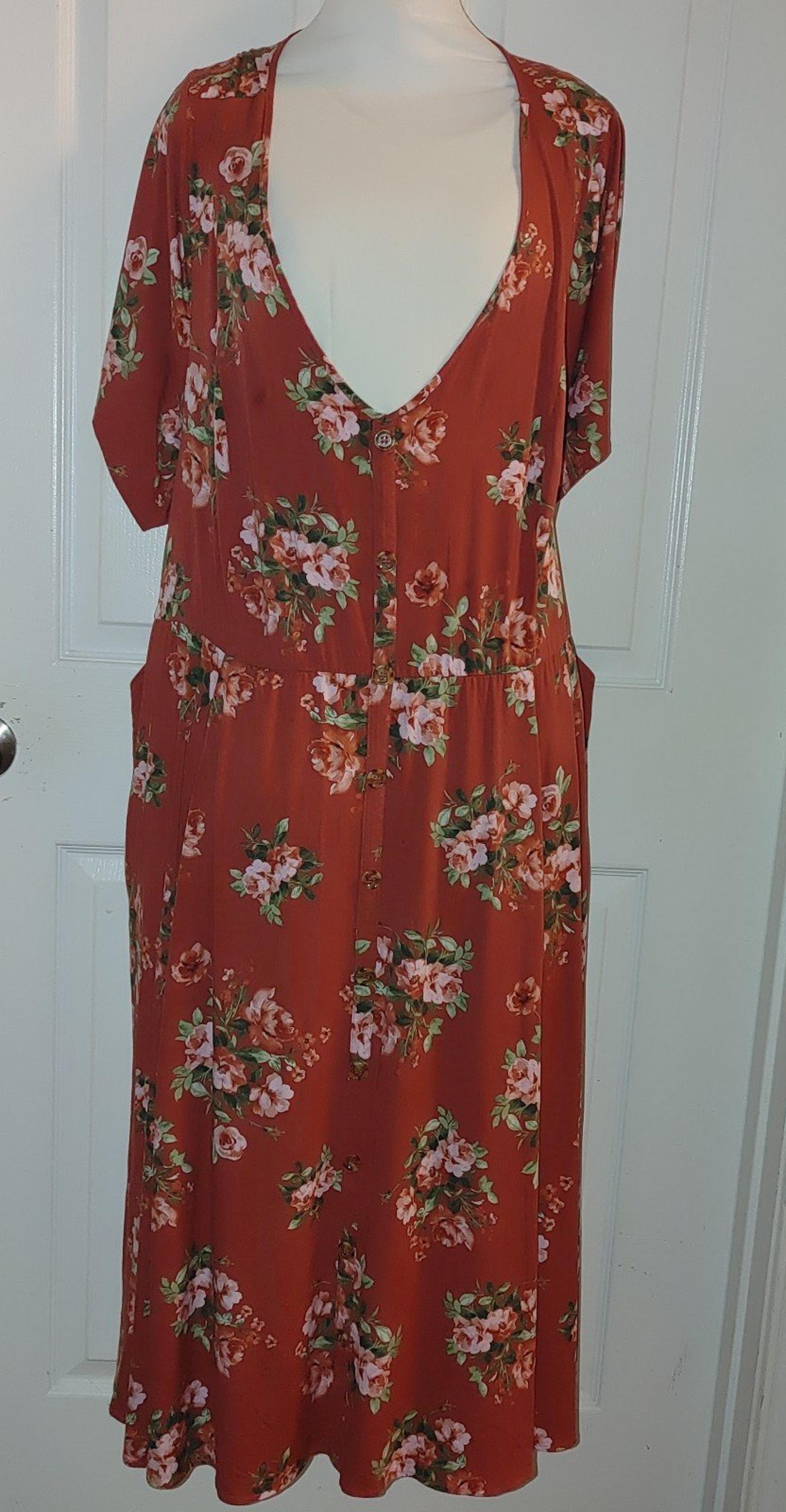 Torrid Burnt Red Floral Midi Dress Size 6 (30) NWT