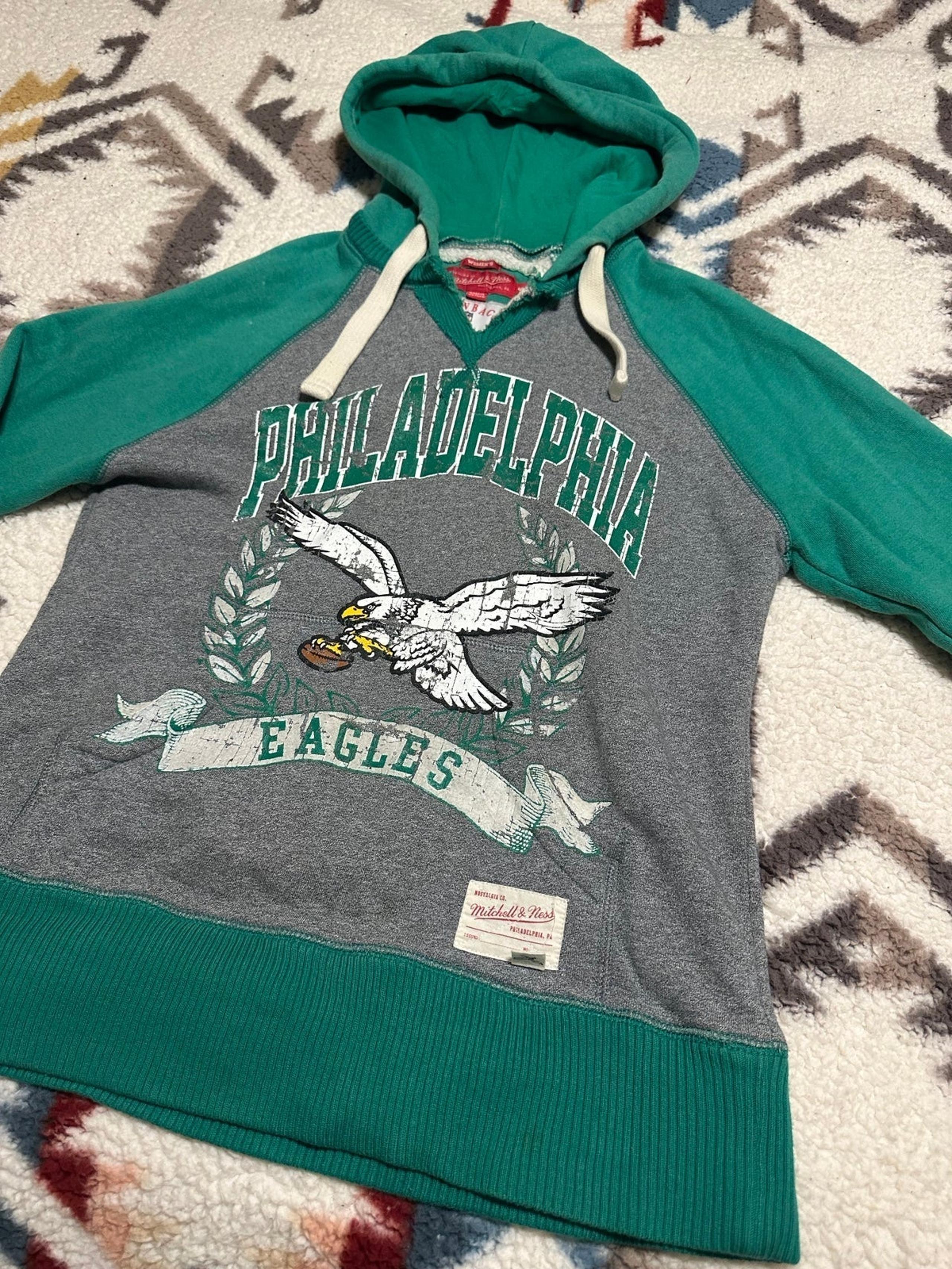 Women’s retro kelly green Philadelphia Eagles hoodie