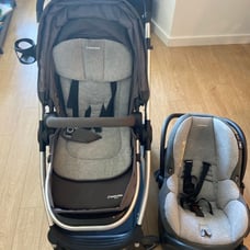 Maxi-cosi travel system