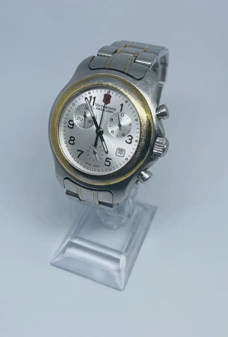 Rare Vintage Mens Swiss Army Victorinox RN:080508218