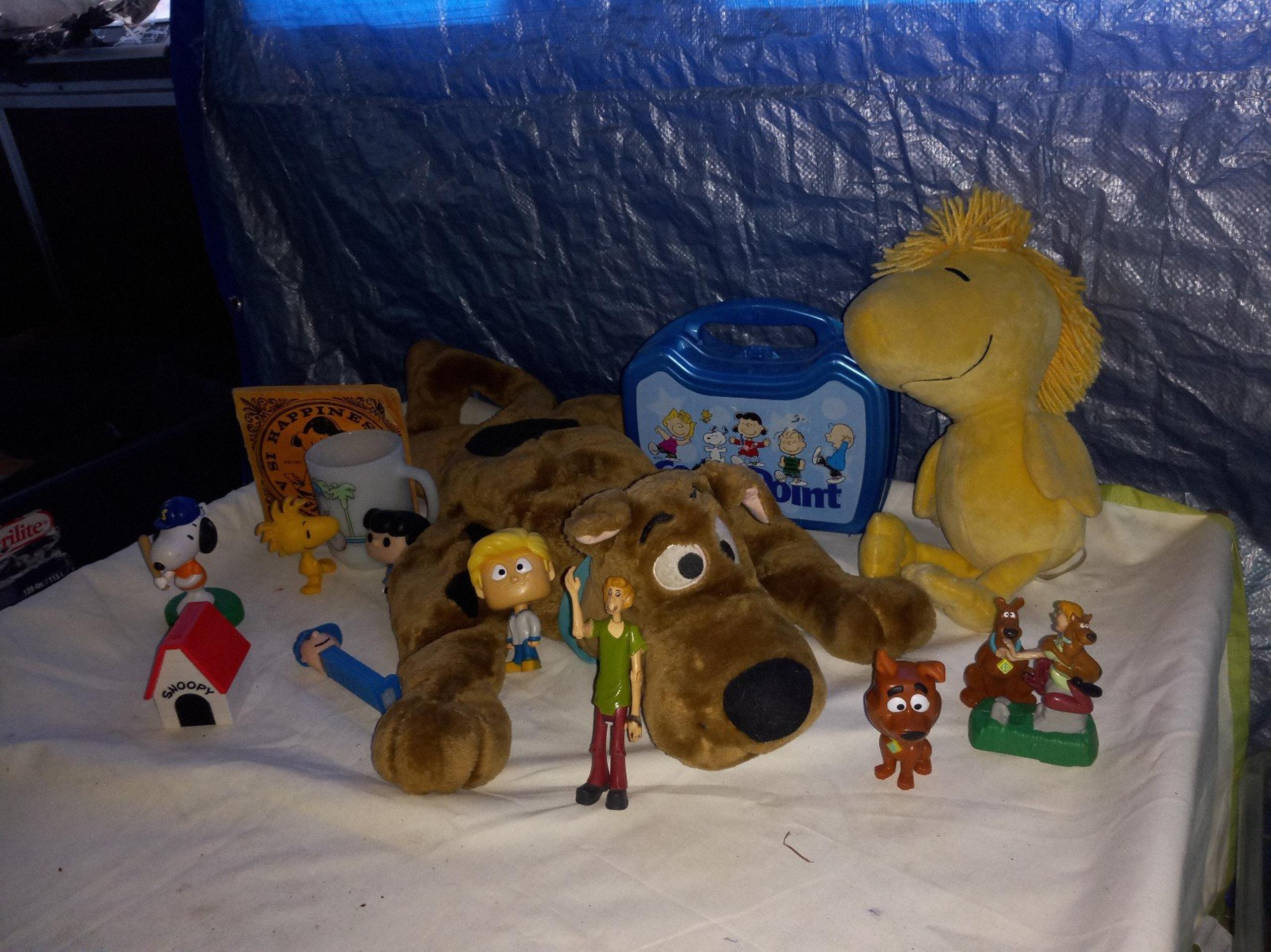 Scooby doo  / charlie brown bundle