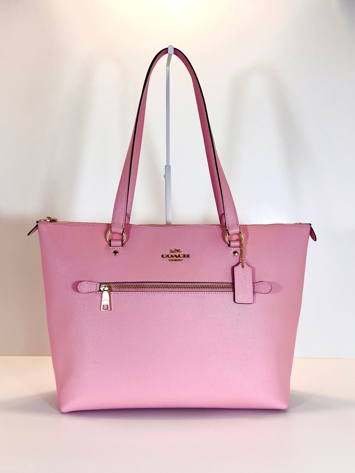Coach Gallery Tote In Rose Bouquet Print Interior