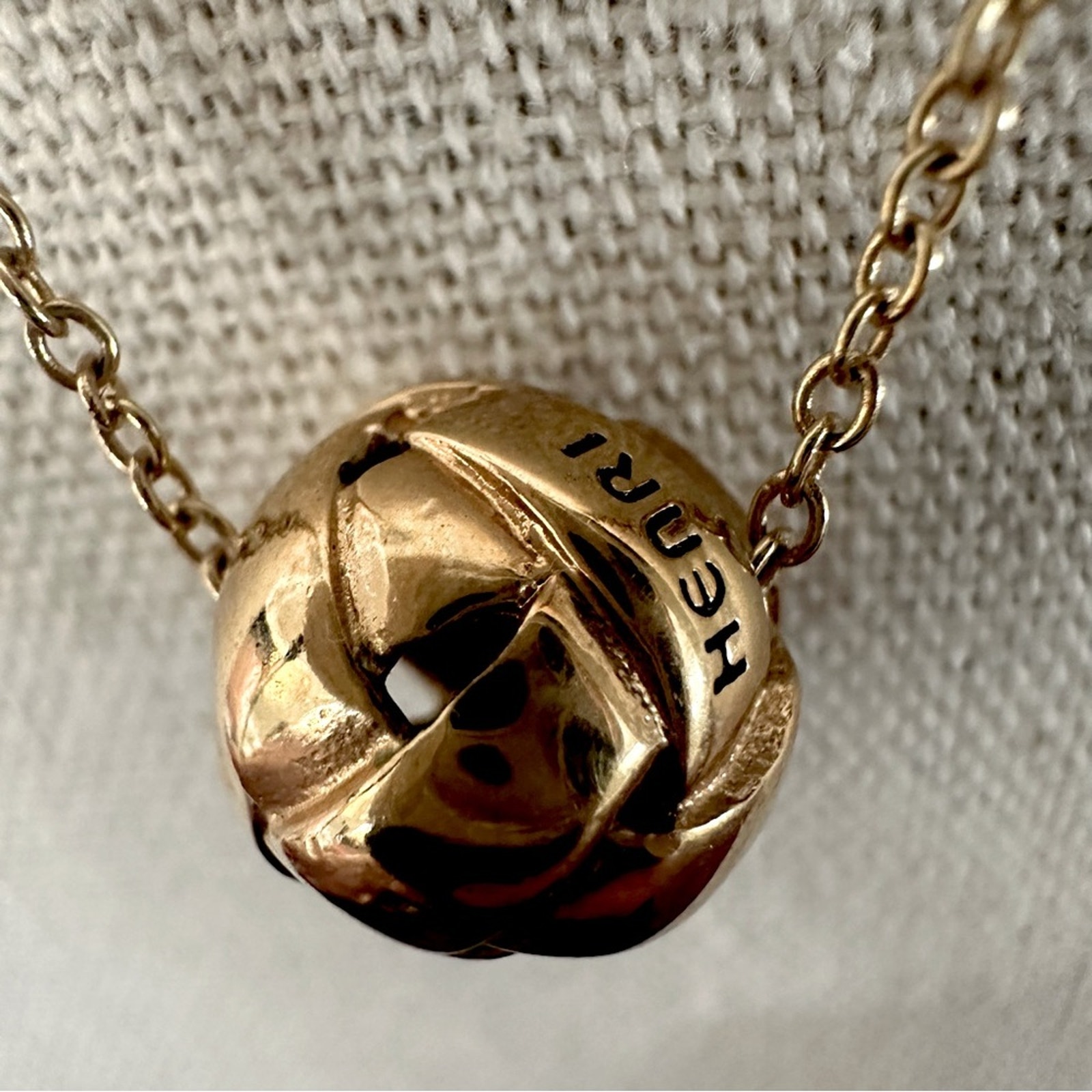 Henri Bendel Necklace Round Ball Vintage VTG Chain Designer Gold tone 17” long