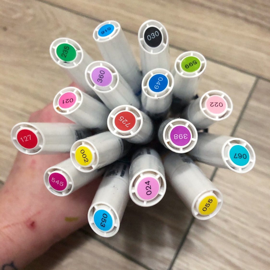 17 Winsor & Newton Pigment Markers