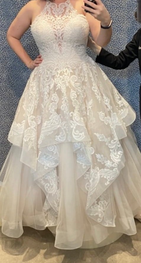 Allure bridals size 24 wedding gown dress style # 9652 new