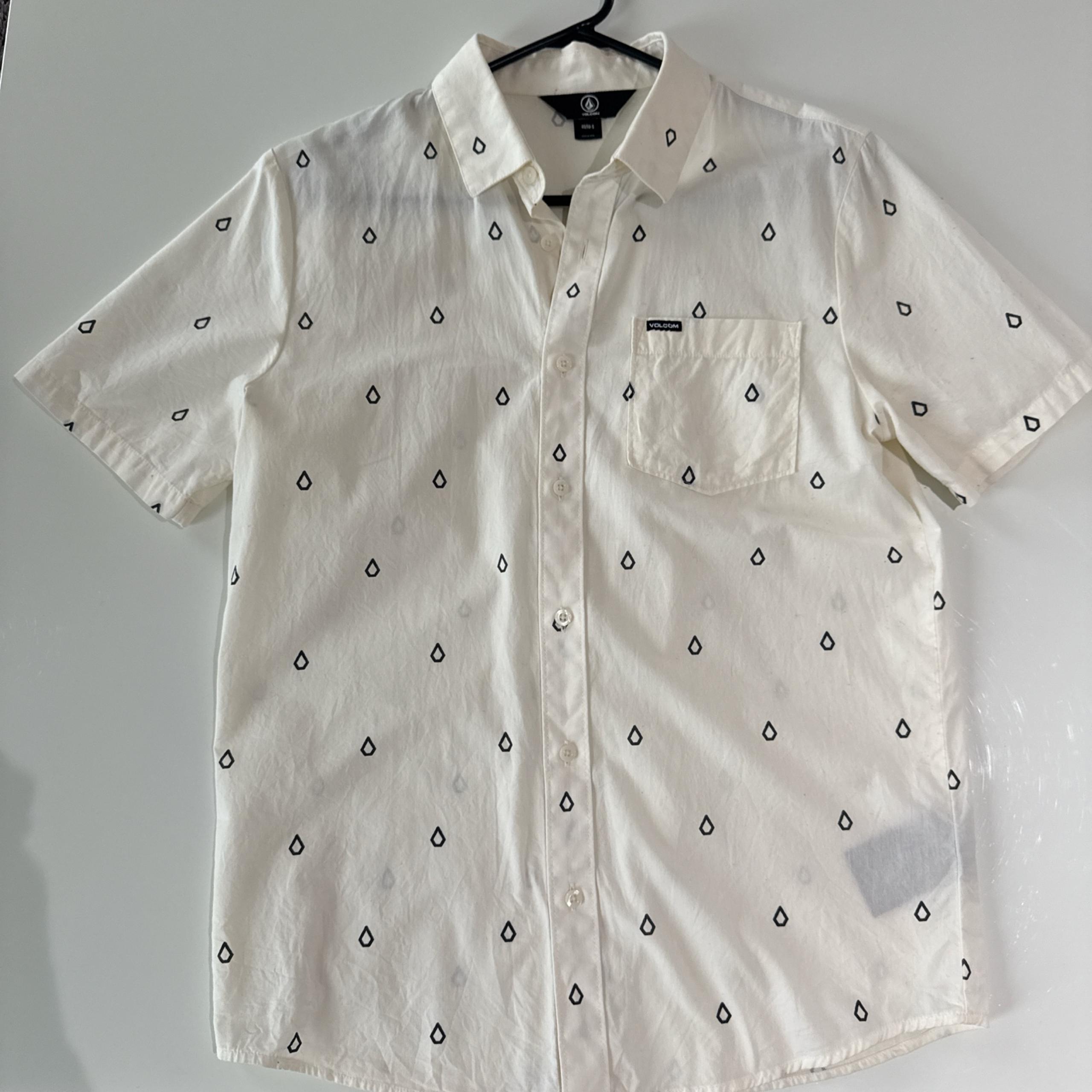 Volcom men’s small button down Shirt