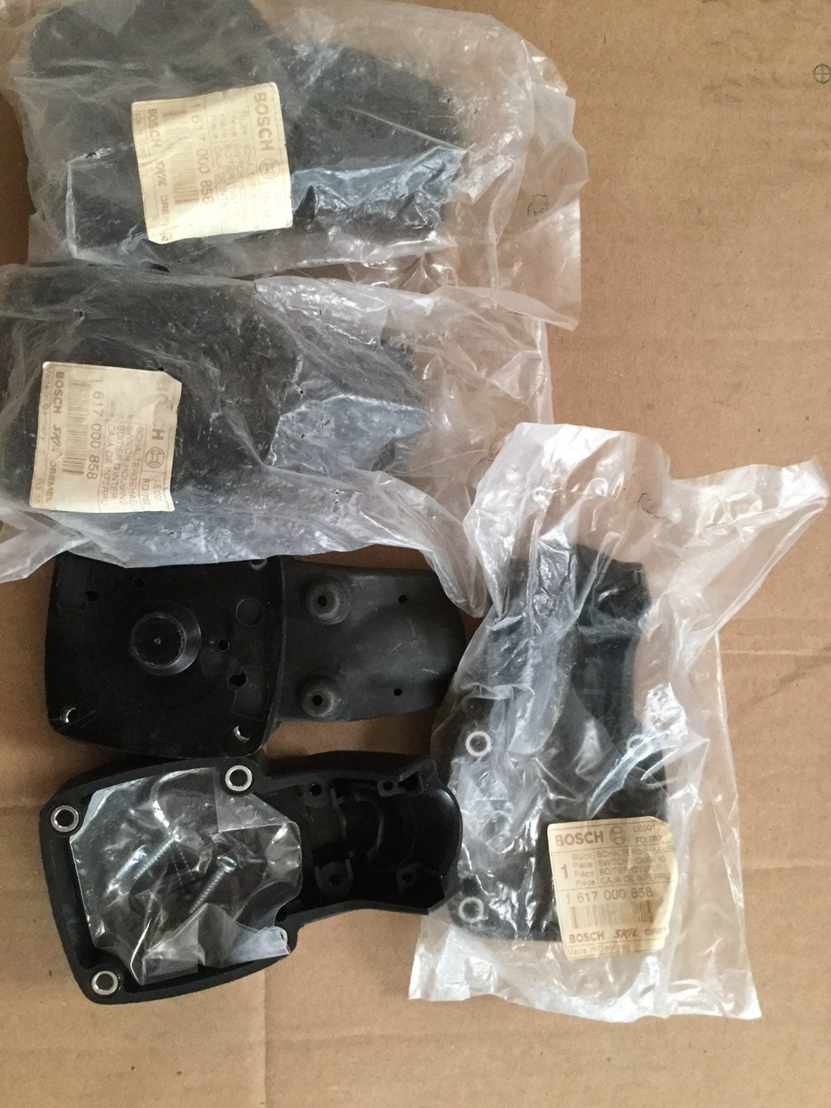 Bosch switch housing part # 1617000858