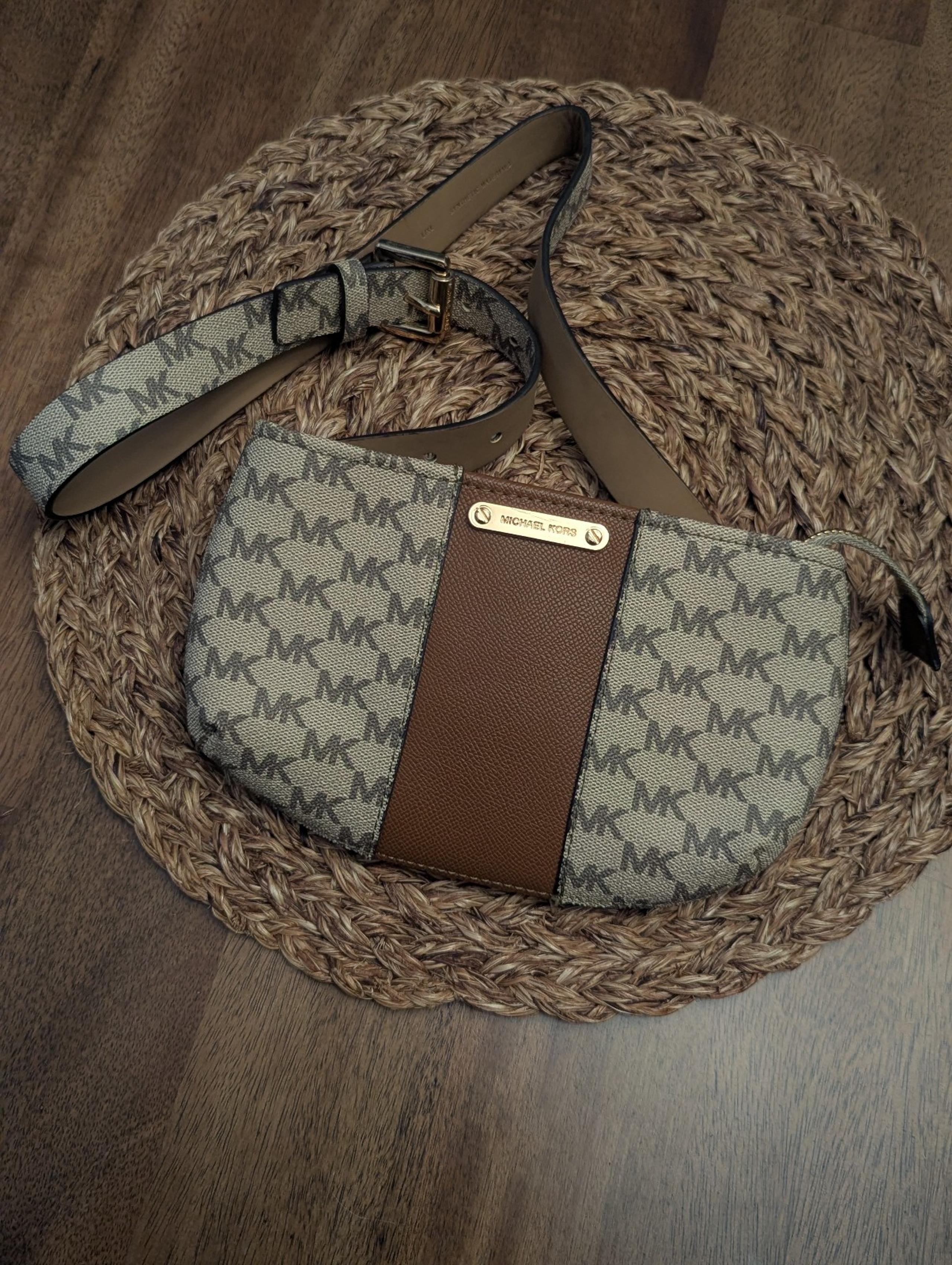 Michael Kors Cambodia Belt Bag Adjustable Women's L/XL Brown/Tan Logo Zip