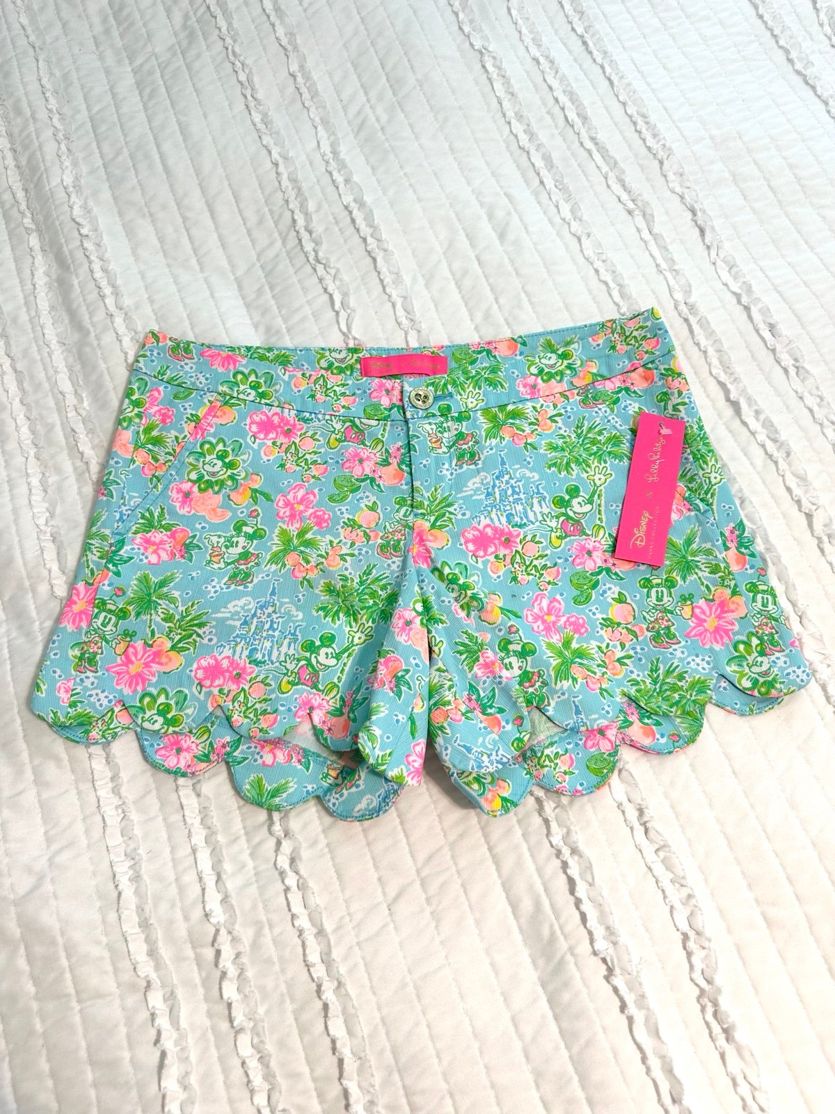 Disney Parks x Lilly Pulitzer Mickey & Minnie Mouse Buttercup Shorts size 4