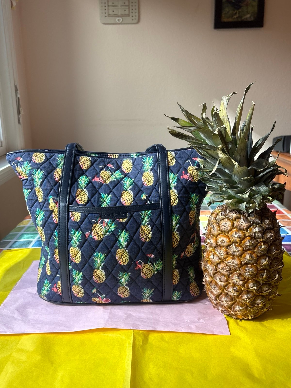 VERA BRADLEY SMALL TRIMMED VERA TOTE TOUCAN TOTE