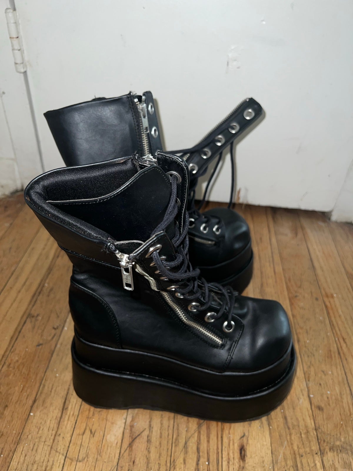 Demonia Platform Boots Bear-265