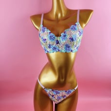 Lingerie set