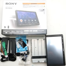 Sony XAV-AX8100 Digital Media Receiver Car Audio Apple Play & Android Auto
