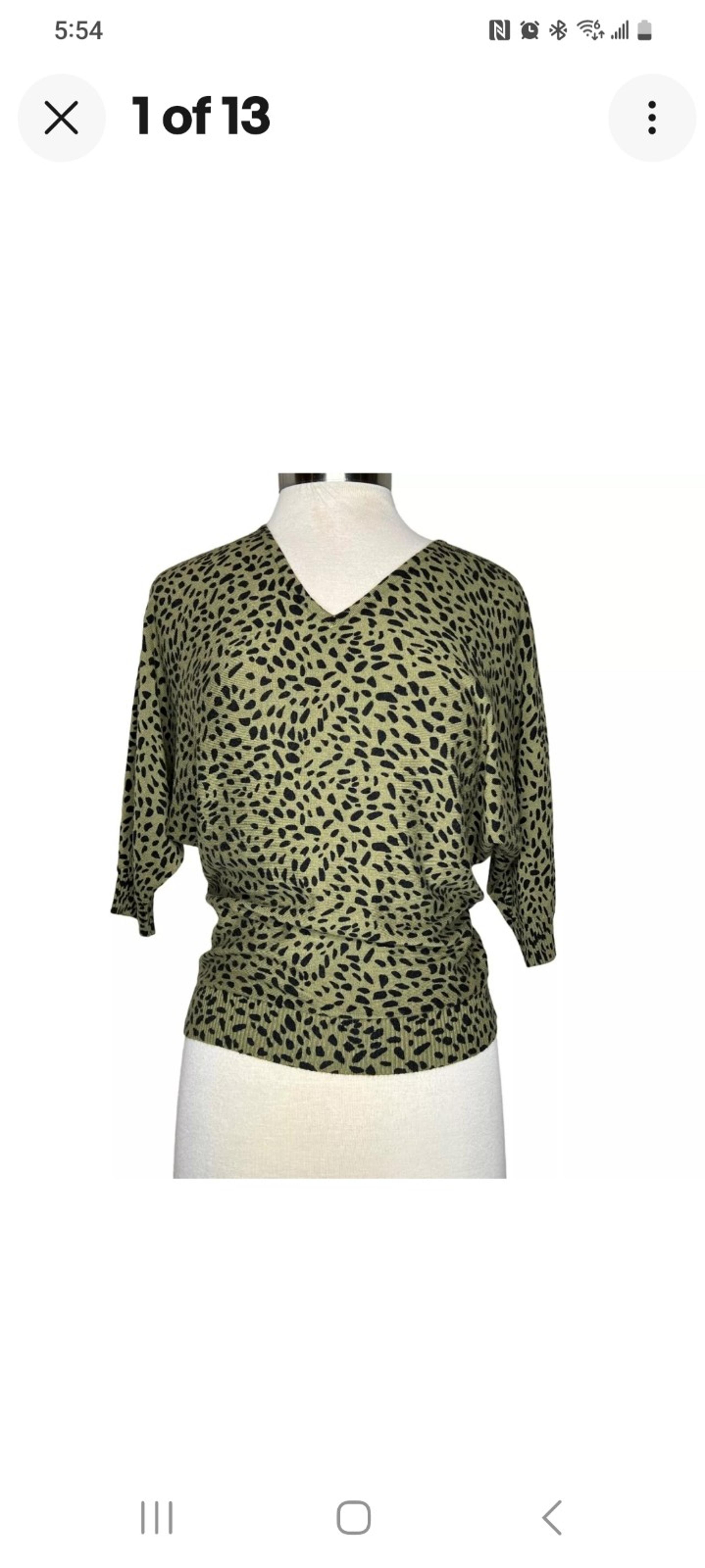 Premise Women's Knit Top Size M Green Black Animal Print Stretchy V-neck