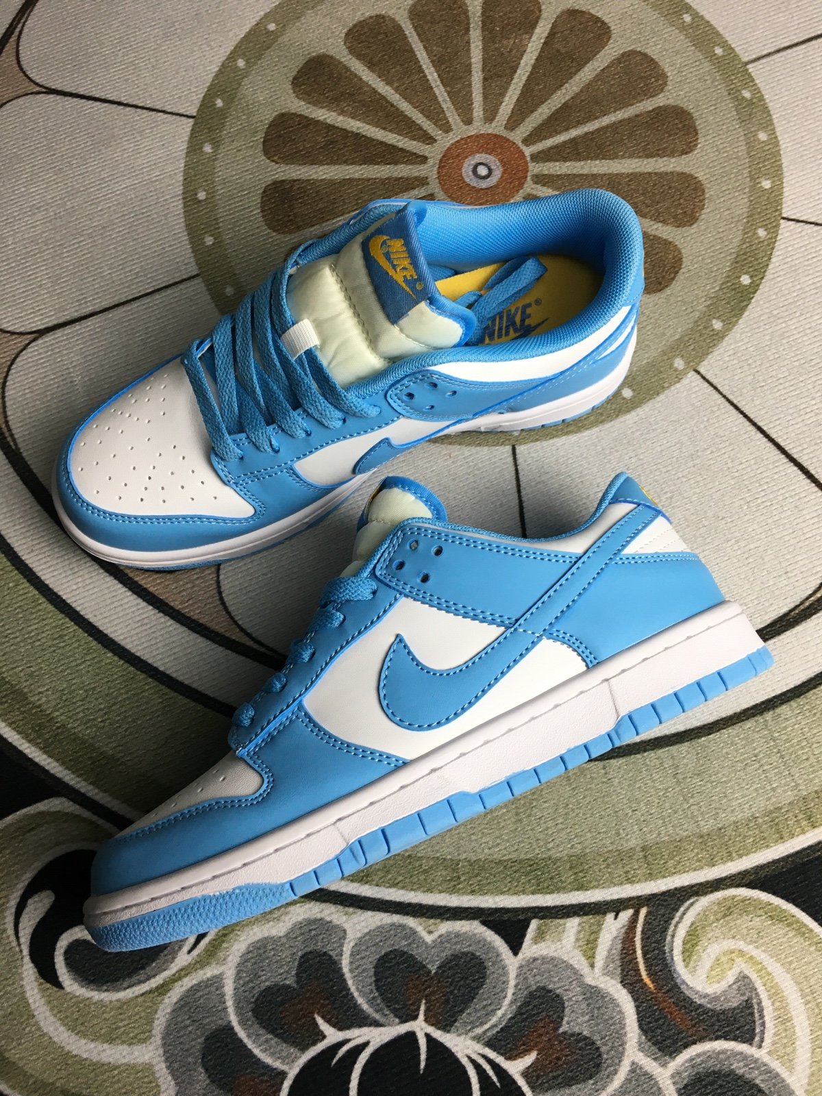 Runningshoes dunk low coast women size 7 sneakers