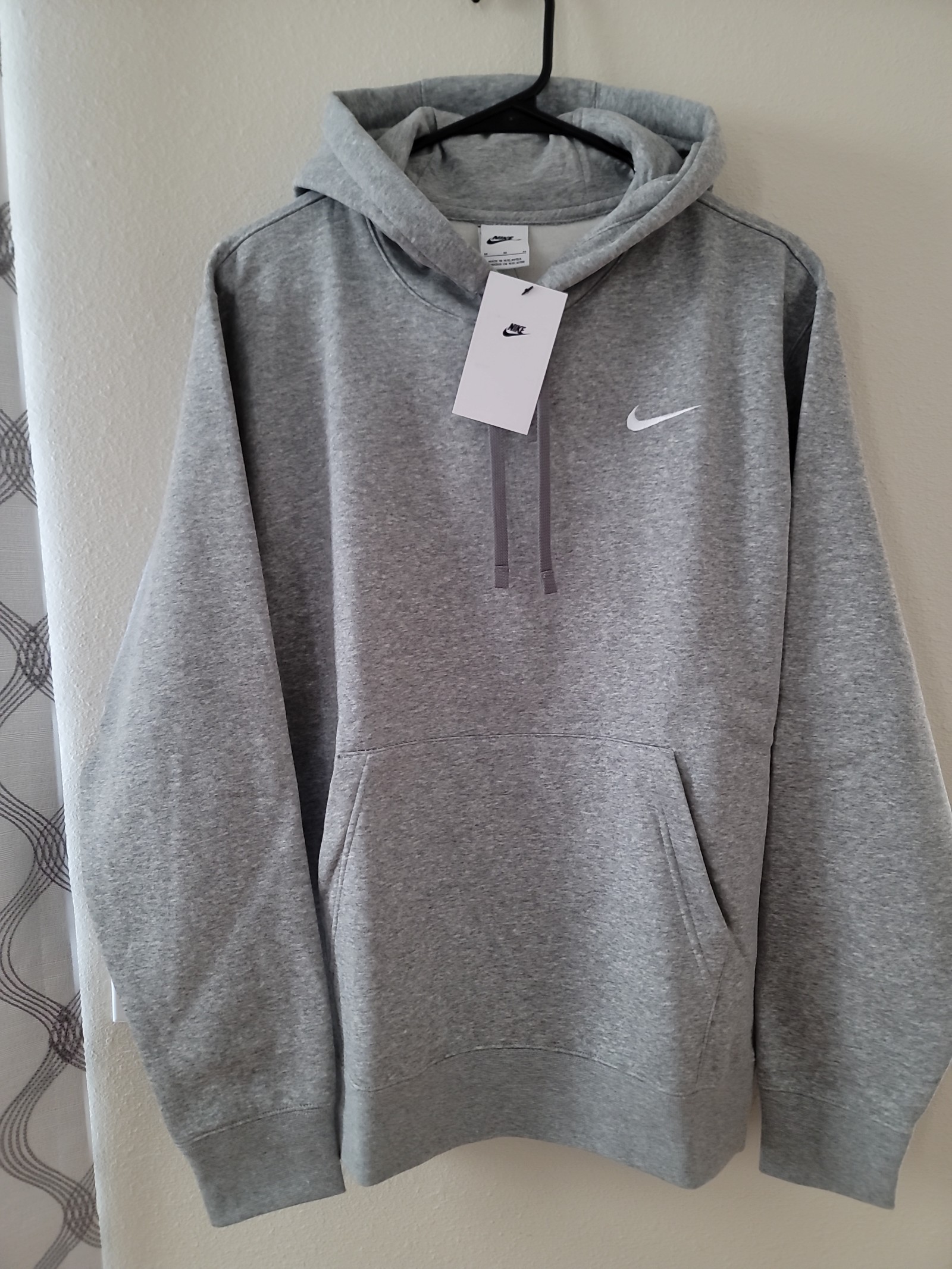 Nike Men's Sportswear Club Pullover Hoodie