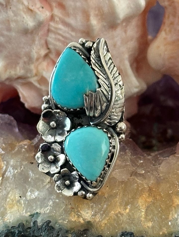 Turquoise southwestern sterling silver ring