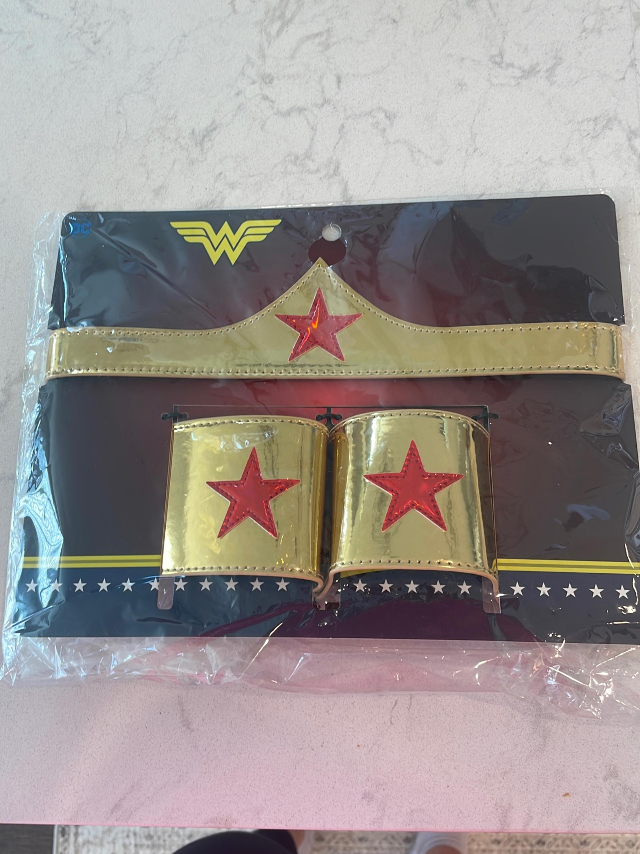 WONDER WOMAN halloween costume