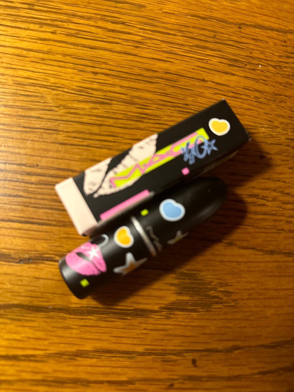 MAC 40 Anniversary Special Edition Lipstick BUBBLES