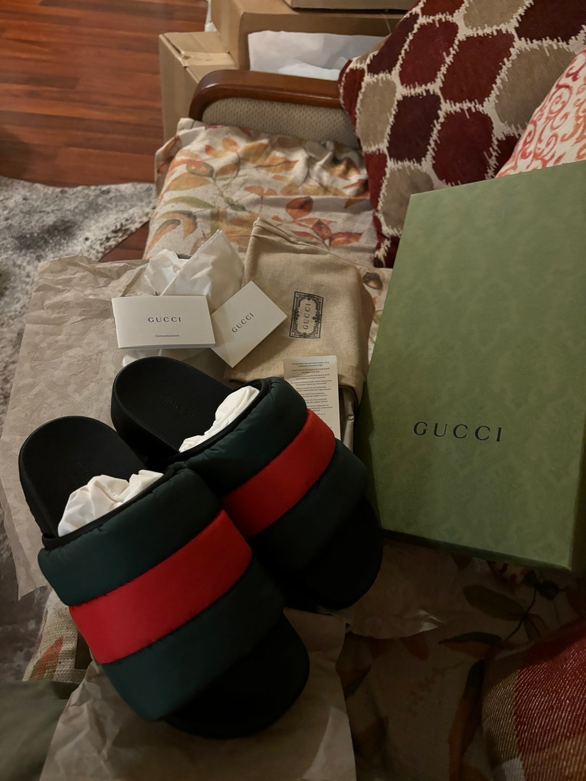 Gucci sandals