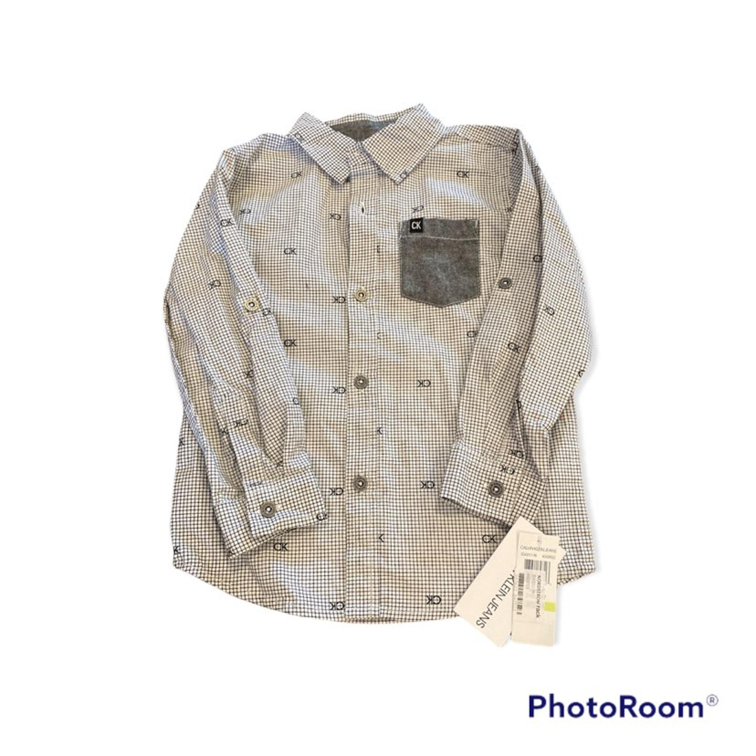 NWT Calvin Klein Boys Button Down Shirt 4T