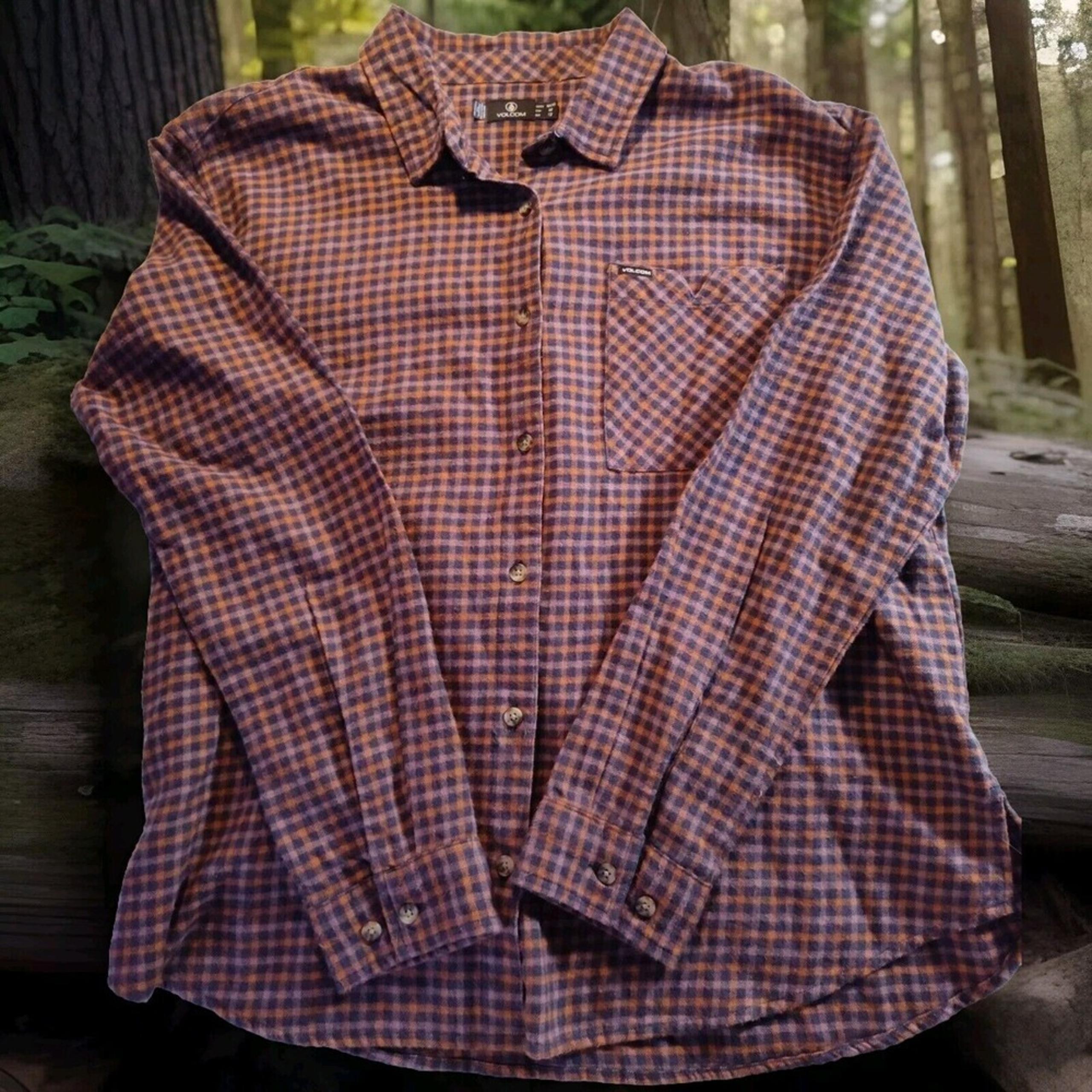 Volcom Men's Medium Long Sleeve Button Down Brown Plaid Shirt 1113