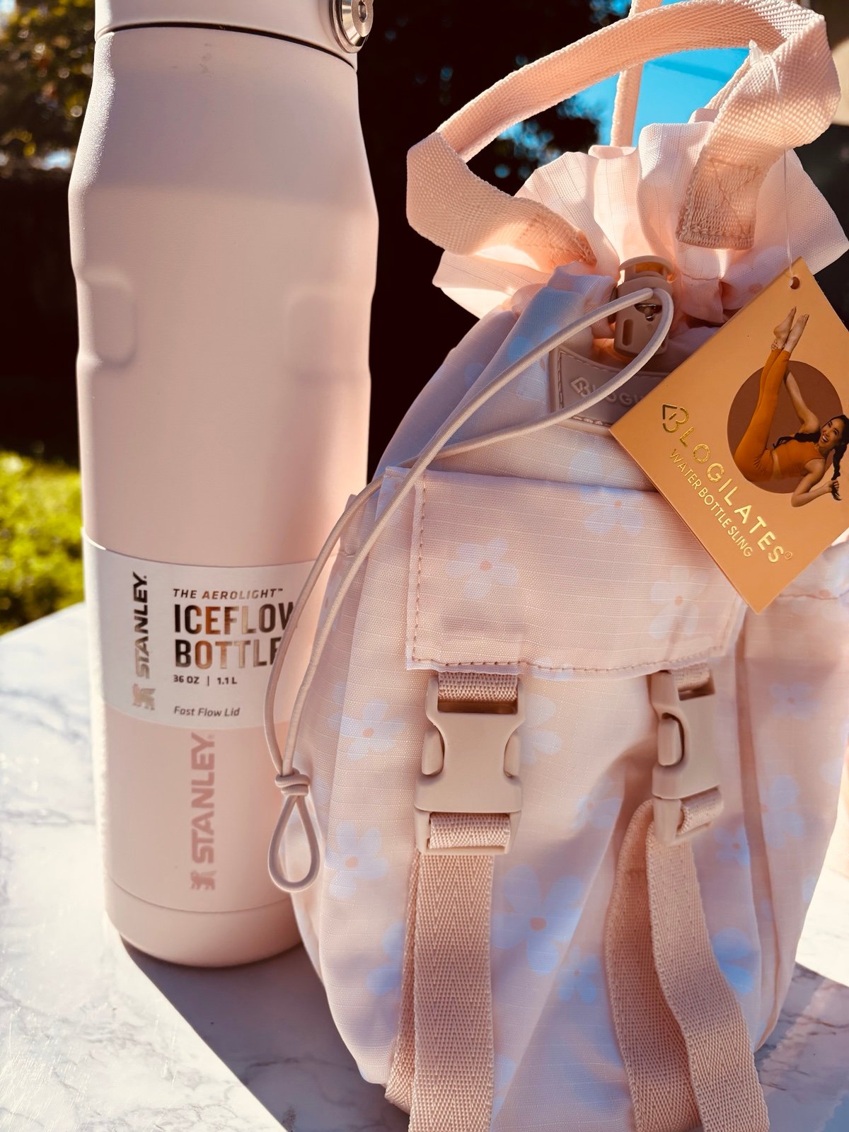36oz Rose Gold Stanley-Aerolight IceFlow Bottle- Fast Flow Lid W/ Holder