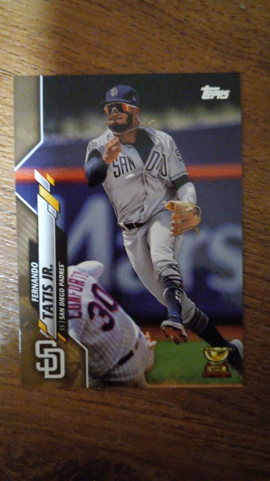 Serial number Topps gold