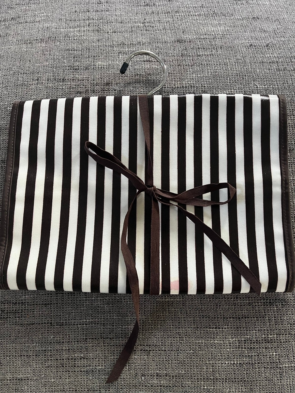 Henri Bendel Travel Hanging Jewelry Case