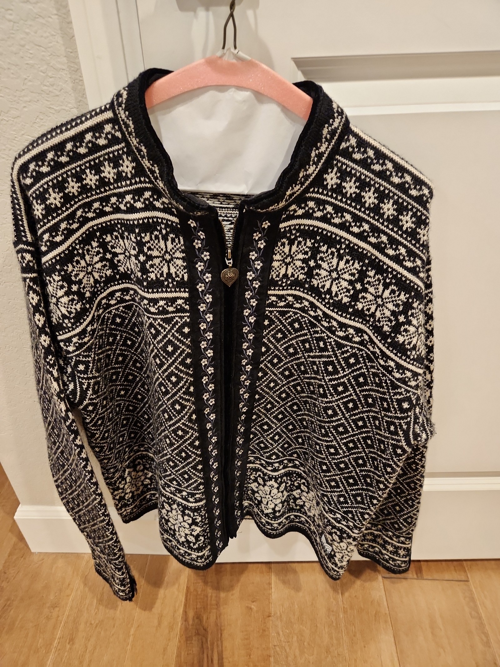 Women's Dale of Norway 100% Wool Zip Up Sweater