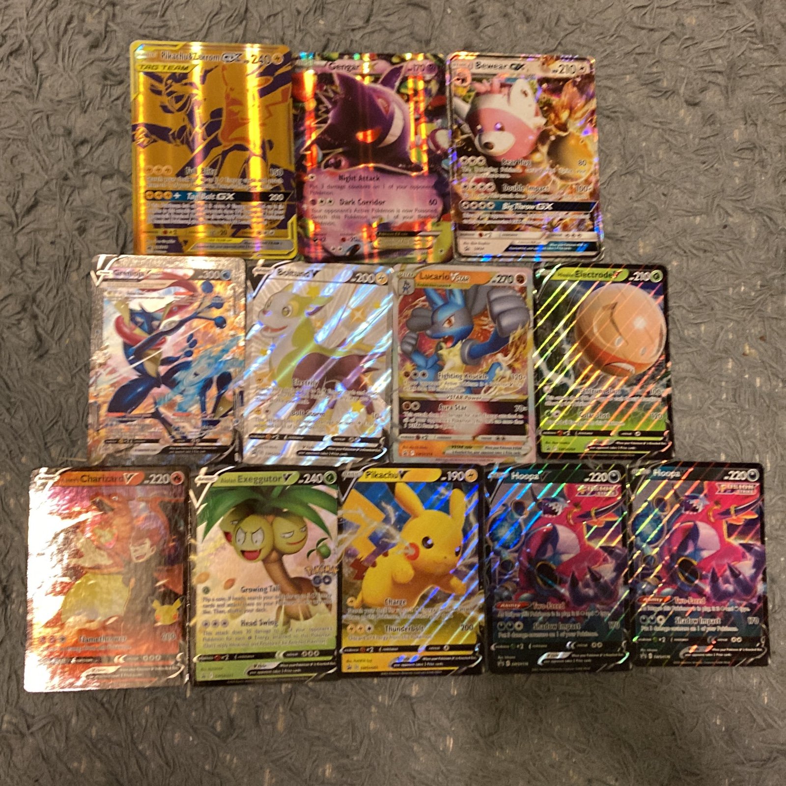 Pokémon giant cards