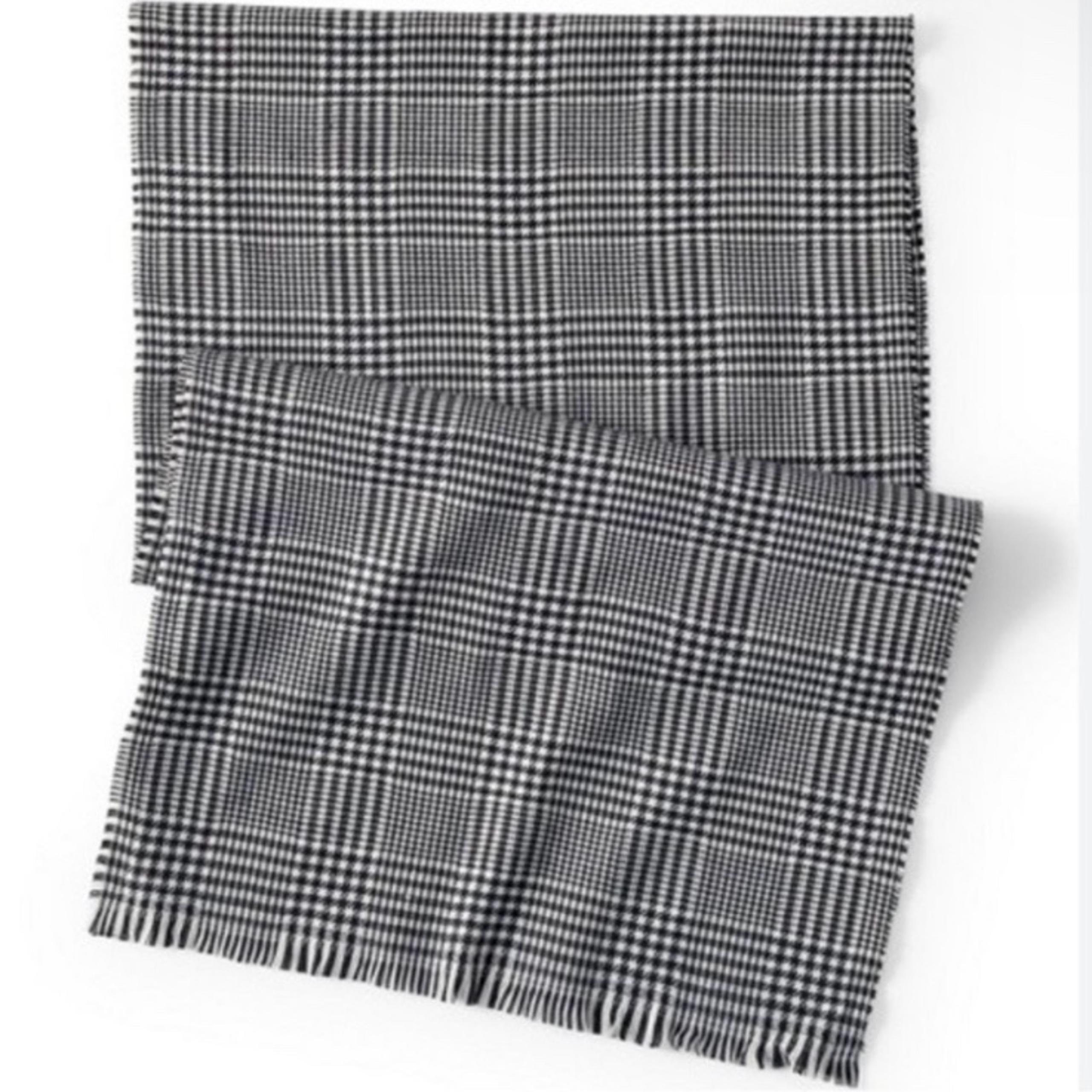 NWT Lands' End CashTouch Winter Scarf in Black Glen Check