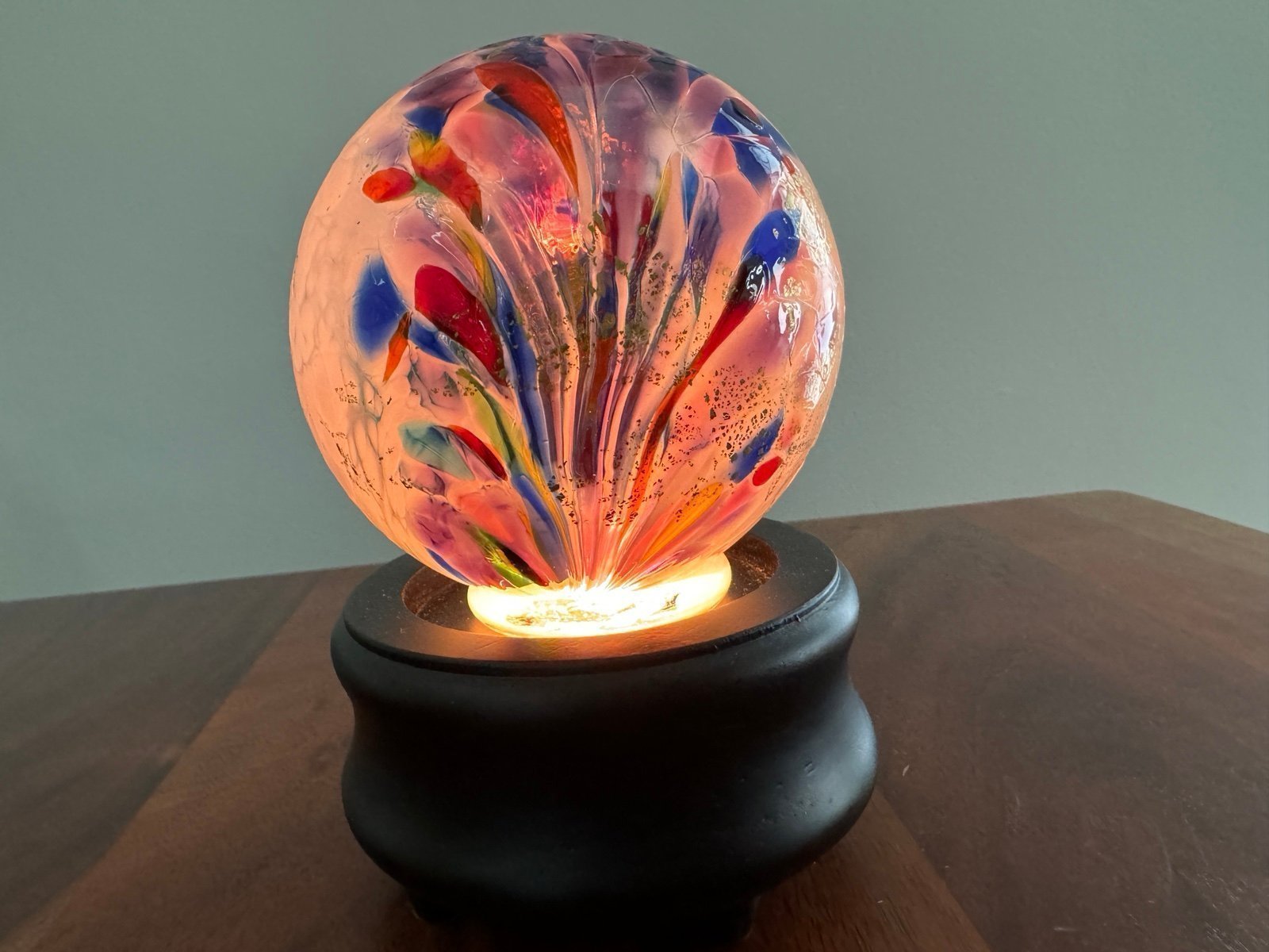 HAND BLOWN GLASS SPHERE WITH LIGHT UP BASE
