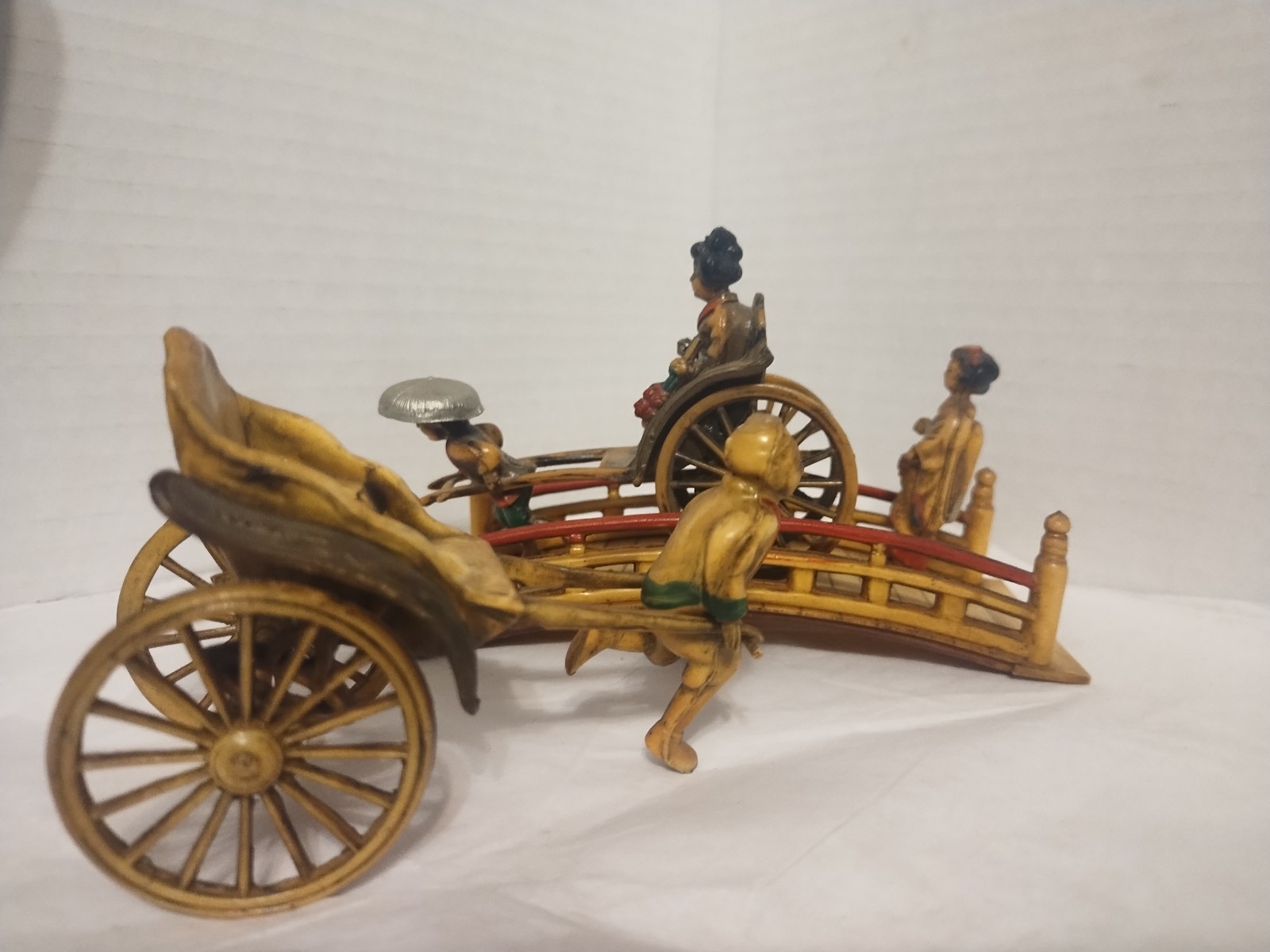 Vintage Celluloid Bridge, Geisha, Rickshaws