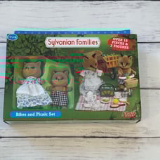 Unopened UK Sylvanian Families Fox Family Bike and Picnic Set