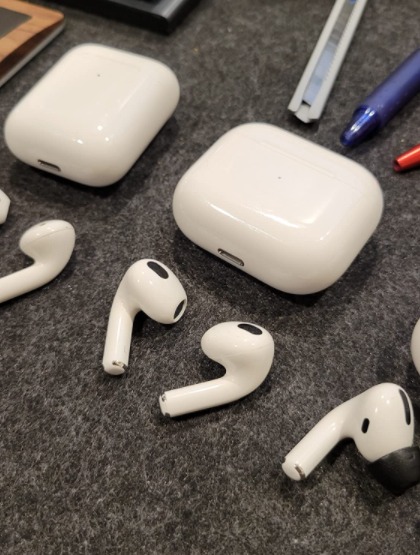 Apple AirPods (3rd Generation)